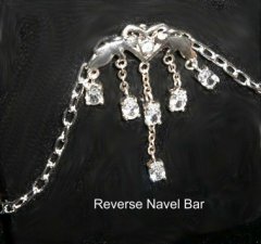 Reverse Navel attached Heart Belly Chain Emerald Cut