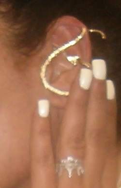 Sexy Exotic Ear Cuff Snake Rhiana Sexy OMG Earring Pierced GEP - Click Image to Close